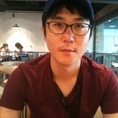 경청의 소중함, 배려의 마음, 겸손한 태도를 생활화합니다. 
하지만 축구 볼 때는 미쳐버립니다. ^^