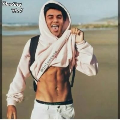 Ethans lane
🚫do not repost🛇
^unless you ask me first
makes edits
Ethan dose not fuck with that dairy gray