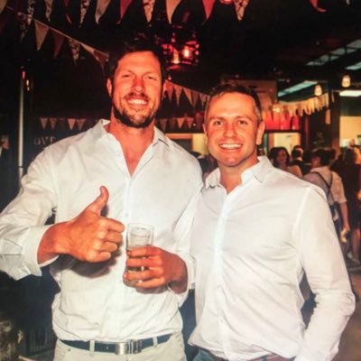 hinks19's profile picture. 33. dairy farmer.