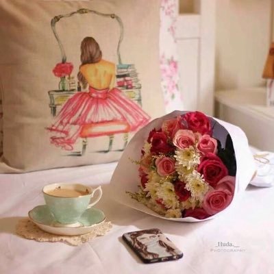 sarashwil11's profile picture. اللحظات الجميله لاتعني اين تكون لكنها تعني مع من تكون