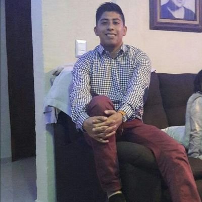 Abogado postulante. Me gusta leer mucho de todo tipo de literatura para  seguir aprendiendo de nuestra cultura. Fanático del fútbol Cruz Azul y del Real Madrid.