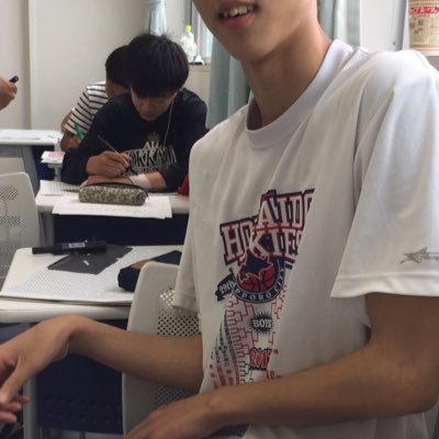 Zv1d4a's profile picture. ポケモンめっちゃやってます。好きな人絡んでー！