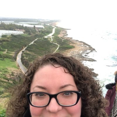 ELL specialist | student advocate | ed warrior | lifelong learner | she/her/ella | #dotoomuchteacher