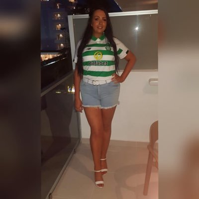 kcx3x3's profile picture. Baby Girl Blaire 💖 Dog Mom 🐶 Gin Drinker 🍸 Celtic 🍀