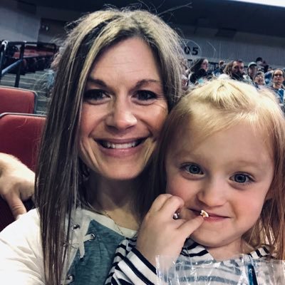 annalorenz17's profile picture. 