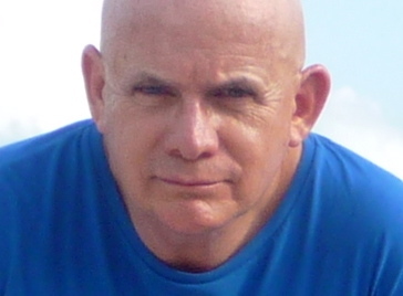 Rcarlosrv's profile picture. 