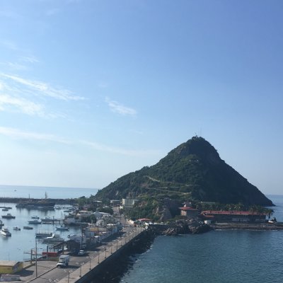 Narrar todo sobre lo que sucede en Mazatlán teniendo como testigo el Faro del Crestón, que esta activo desde 1879, participemos para su conservación...