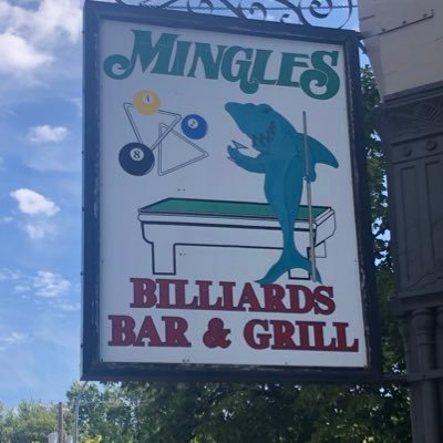 If you love food, alcohol, pool, and a good time Mingles is the place to be!🍔🎱👫
Follow us to keep up with our daily specials!😉💸
102 S. Main St. Moscow ID📍