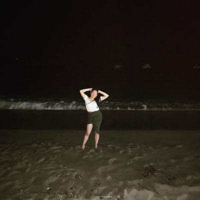 MonserratEspina's profile picture. Seguidora y servidora de Jesucristo, me gusta la economía y el comercio exterior.