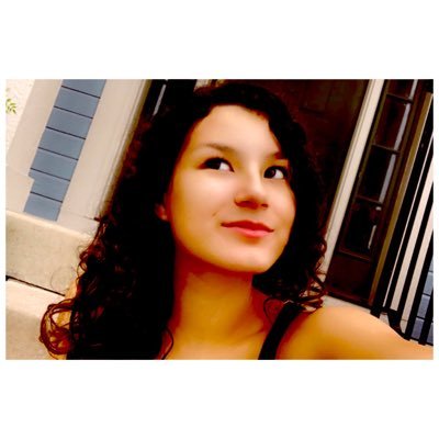 izabel_cl_03's profile picture. 