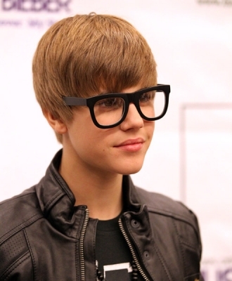 TheBieberDrums's profile picture. We support Justin Drew Bieber, because he is our hero! Support with all our hearts! Only 2 owners: @CelebritiesArmy
@BieberCRIBSyea