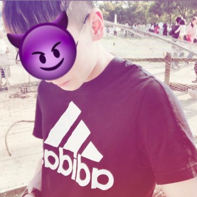 HZMQ7moMLG6yAgm's profile picture. 