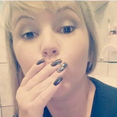 JosianeZanella's profile picture. 