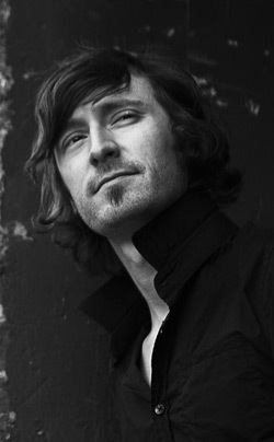 karldeserres's profile picture. Singer-songwriter / Recording and Mixing engineer.