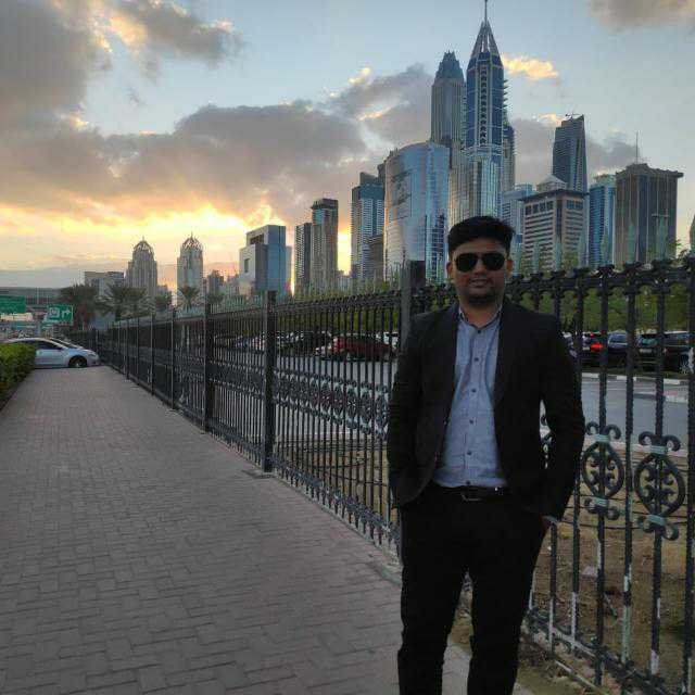 harshit_shah_90's profile picture. Helping people to developing mobile apps which can help their business/brand to reach customers. 

DM for free consultation regarding mobile app development.