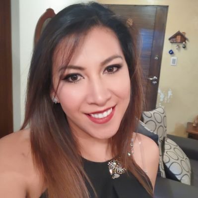 mely_cious's profile picture. Un día despiertas y te das cuenta que ya no sientes tristeza, decepción, ni enojo.. Simplemente aceptas lo que es, sin pensar en lo que pudo ser. 🖖
