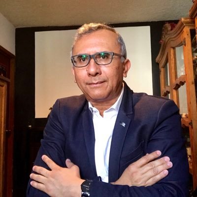 Lector, Escritor y Cinéfilo. Columnista de @MilenioJalisco y https://t.co/l5j37w9Nb5