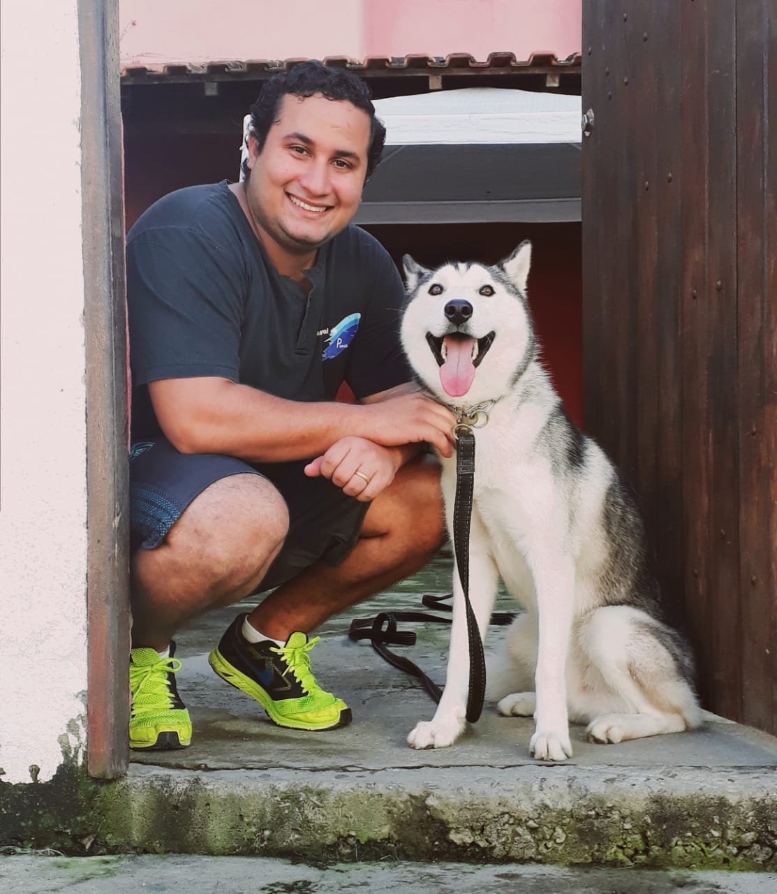 MarlonMendesT1's profile picture. Adestrador de Cães de Macaé 
Problemas Com Seu Cão? 
Não Consegue Passear? 
Seu Cão Late Muito? 
(22) 996059267 
Hotel Para Cães 
Adestramento 
Dog Walker