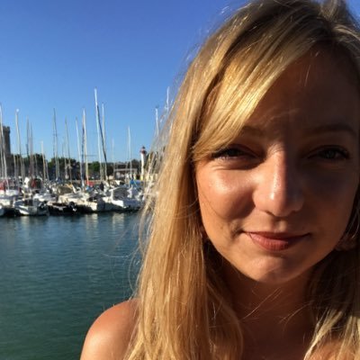 anneliselme's profile picture. 