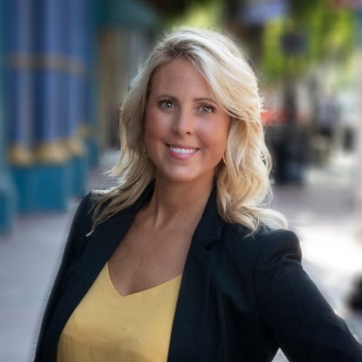 Passionate about CHANGE..Loves the #PowerOfPause ~ #KYGoDigital ~ https://t.co/3nNmtrg1Be