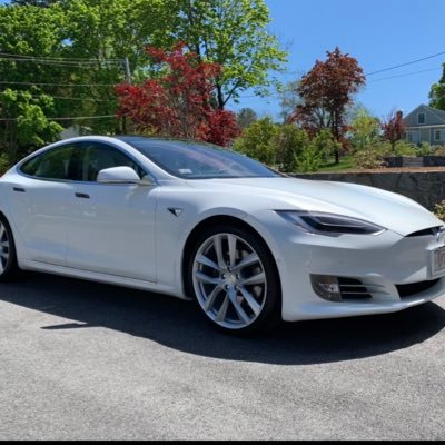 ❤️ Tesla, detailing cars, and playing modern board games. FSD Beta tester