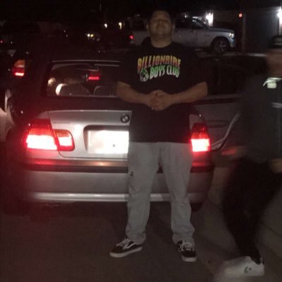 AndrewTijerin18's profile picture. A new one😭