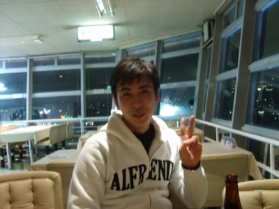 lws4ever's profile picture. 목표가 정해지는 그 순간부터,달성은 옵션이다
적당히 하는 사람은 노력하는 사람을 이길수 없고, 노력하는 사람은 타고난 사람을 이길수 없고,타고난 사람은 즐기는 사람을 이길수 없다
즐기는 자를 이길 수 있는 사람은 존재하지 않는다 찰나를 즐기자.그러면 쓰디쓴 과정조차 쾌락이 된다