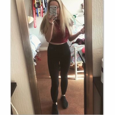 littleKatieEmma's profile picture. life’s better when you’re 4ft 10 x