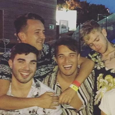 Chips1878's profile picture. Everton, Drum & Bass.
Soy Un Perdedor