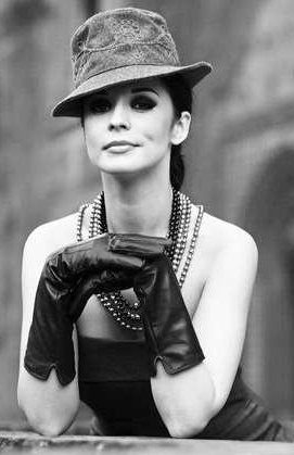 Andreea_Marin_'s profile picture. 