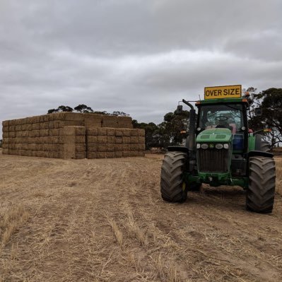 Hay contractors servicing Western Australia.