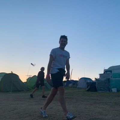 _lewmichael's profile picture. I'm a goddamn marvel of modern science #MerciArsène