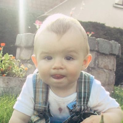 LyZoW_'s profile picture. 