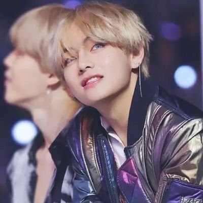 Simpre BTS 😍
Army 100% 👌
Y amo a V 🐯🐯


BTS💜💜
          +

TXT💙💙
          +

GFriend❤️❤️
         = = 
Big Hit Family💜💙♥️🖤