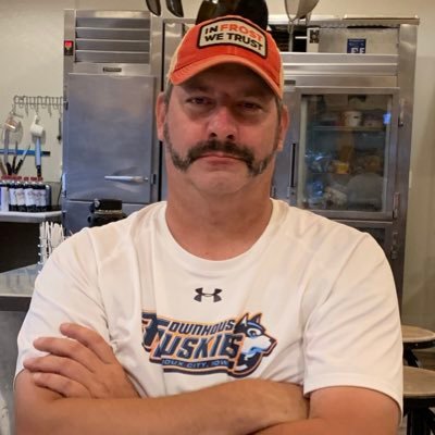 richchamberlai2's profile picture. 