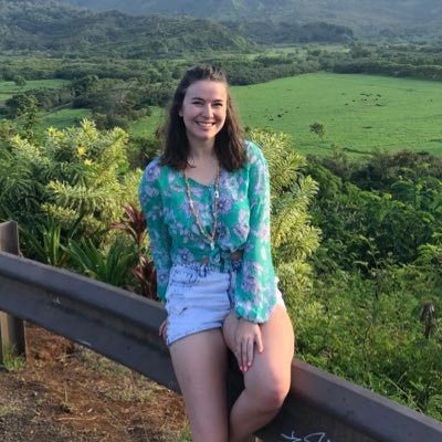 sarahkayr's profile picture. Currently: Bachelor & Memes