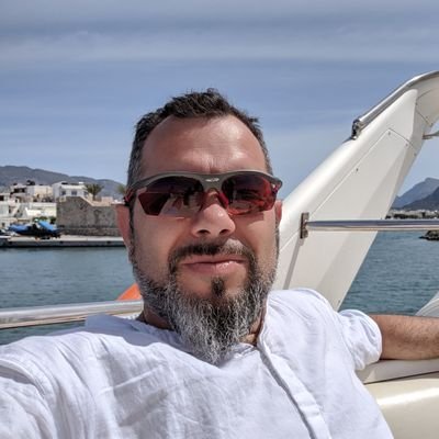 RCoperman's profile picture. נהנה מחופש החיים