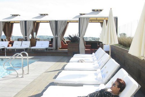 amanda_leonard's profile picture. 