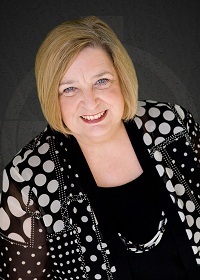 shortgram's profile picture. 