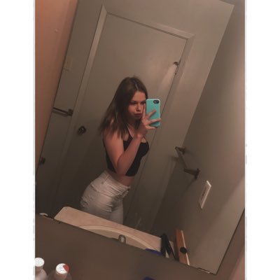 CierraNadon's profile picture. 👻: cierrajjjordan