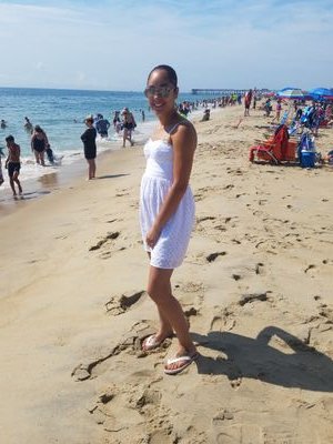 yari_boutique's profile picture. 