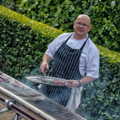 Head Chef. Lives in Northampton married to Sarah. Proud father of 3.
