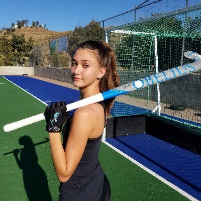 Playing clean, hard and to win! 🏑🇺🇸 #25  #usafieldhockey #blessed  #classof2022 #moorparkfieldhockey #fieldhockeyislife #fieldhockey #fockeygirls #grind