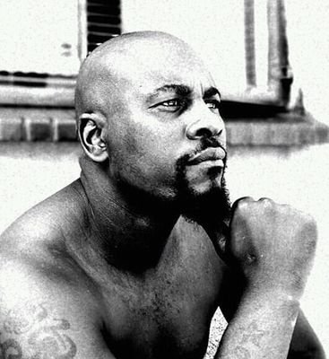 MorwadiRufus's profile picture. money power respect we need in life