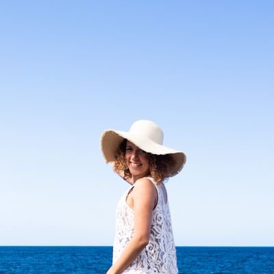 MachuSanchez's profile picture. Diseñadora gráfica | Mercadóloga | Tropical ♥