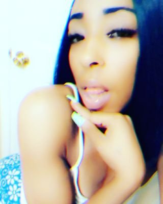 TwinCertified's profile picture. Make money online with Clout Bucks. Clout BucksSign up with my referral link for $25 bonus! Limited time only! https://t.co/iGDgsQL4FE 