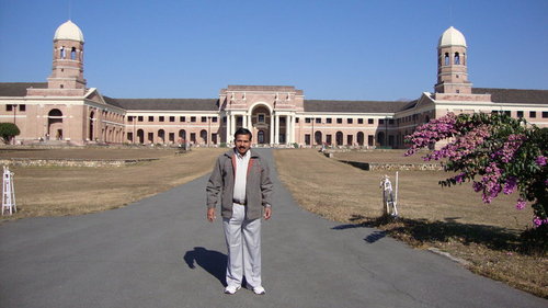 Social worker, author, vipassana meditation, अ भा संयोजक वनवासीकला संस्कार भारती, Working for the conservation of nature & its resources, tribals.Served in IFS.