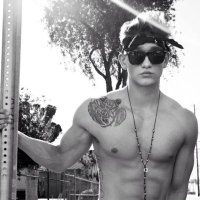 Ryker (@howy0udoln) 's Twitter Profile