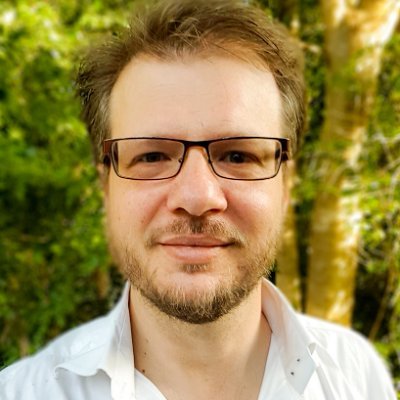 Simon Townsend Profile