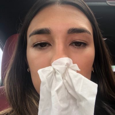 itsaleenaa's profile picture. 